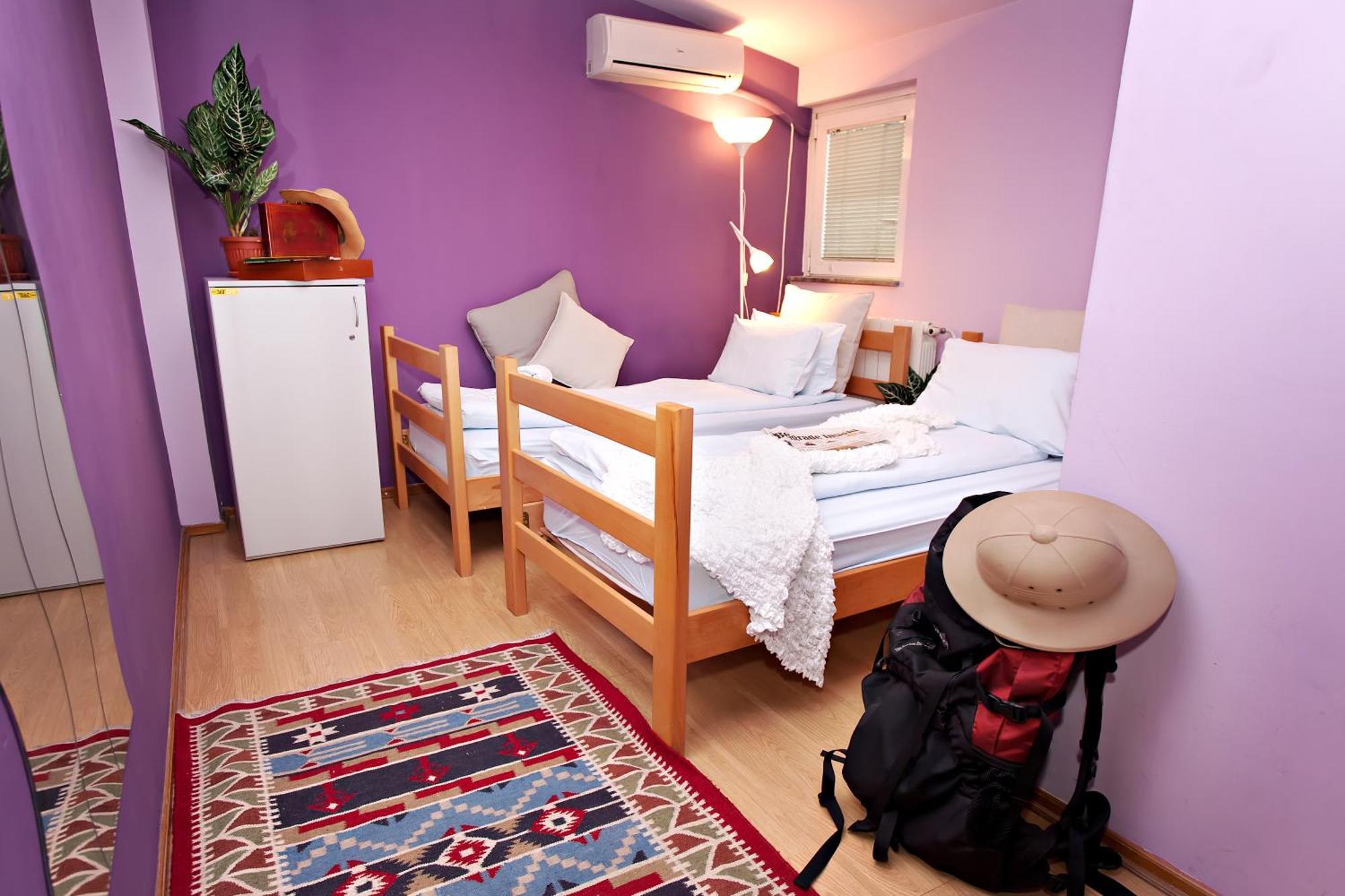 Double or Twin Room,691833636:JPEG